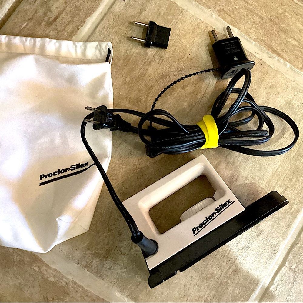 COPY - Proctor-Silex Steam Travel Iron